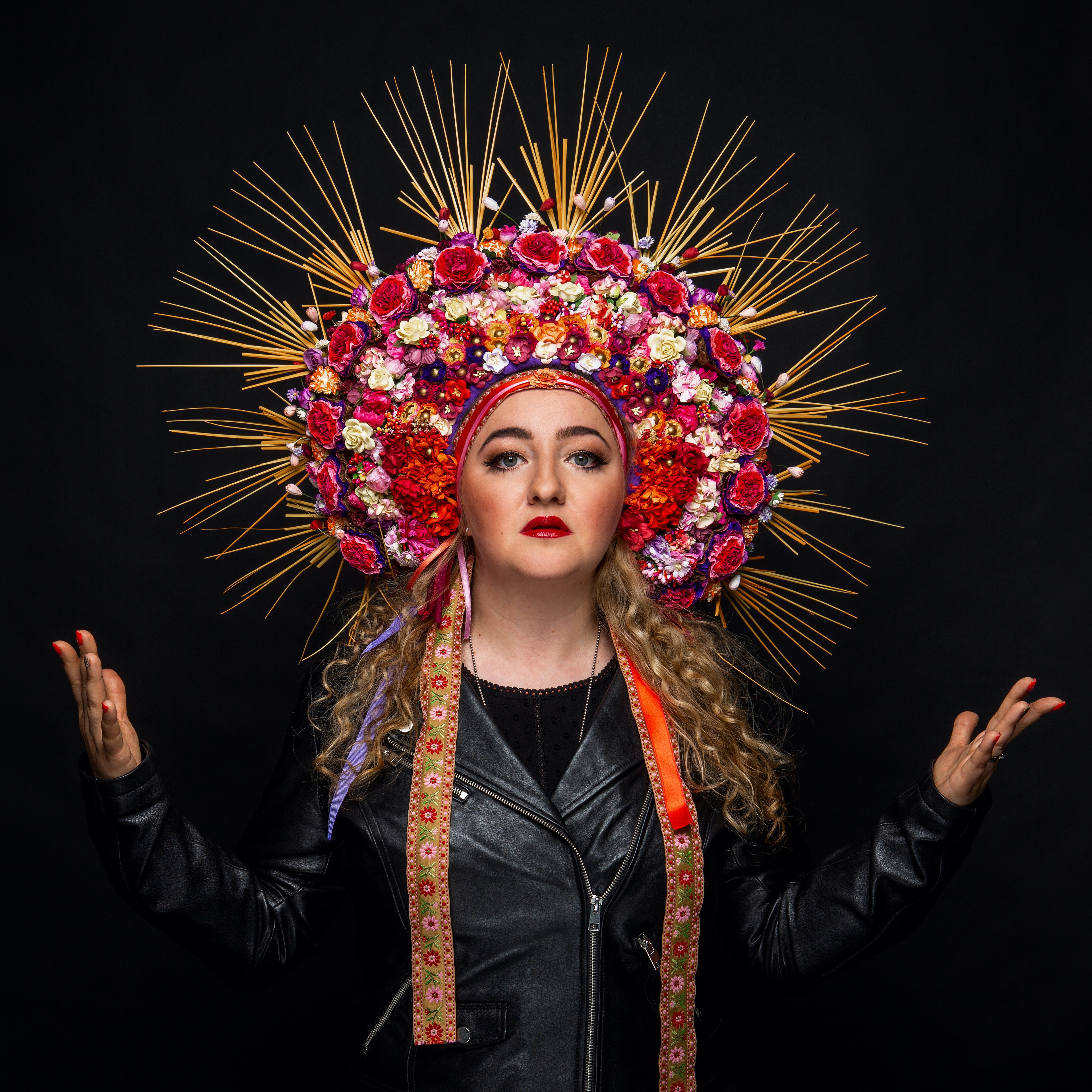 Qozoq ayollari va rus erkaklari jinsiy aloqada Ko‘kraklarim koftamdan tushib ketyapti.